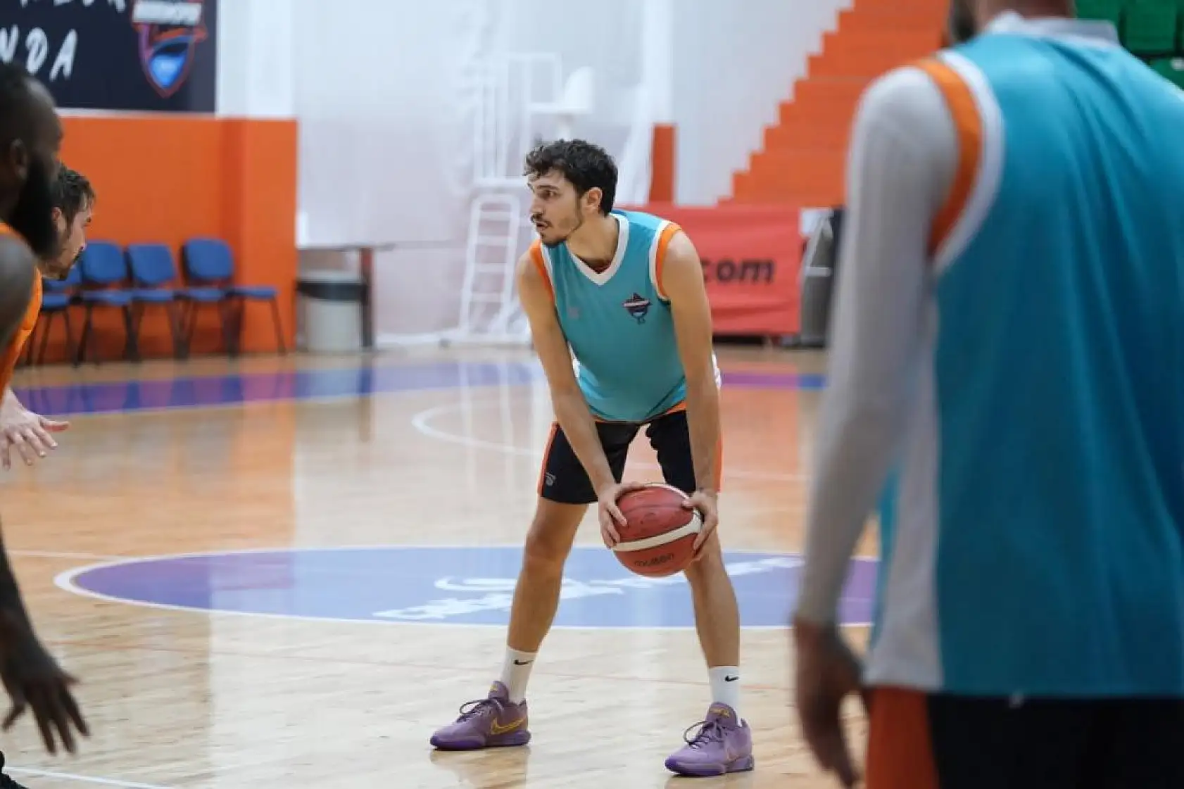 Çağdaş Bodrum Puan Mücadelesi İçin İzmir Deplasmanında