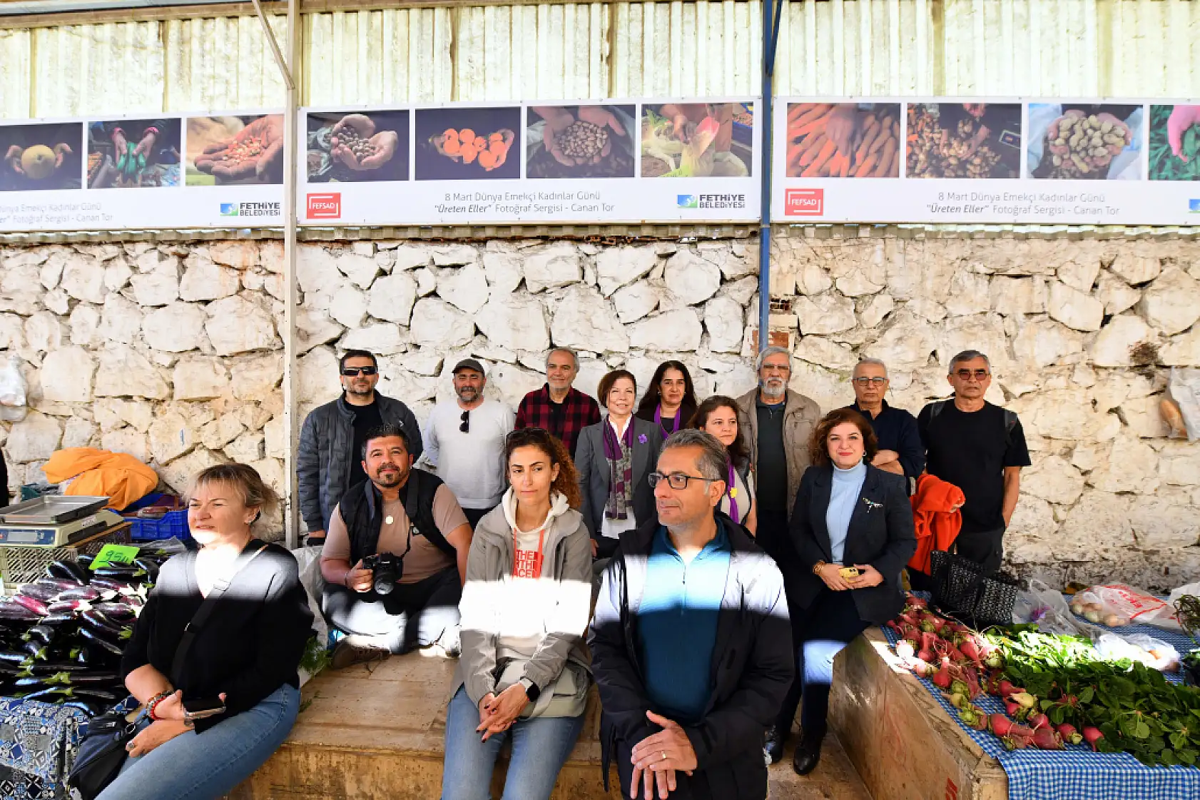 Başkan Vekili Oymak, 'Üreten Eller' sergisini ziyaret etti