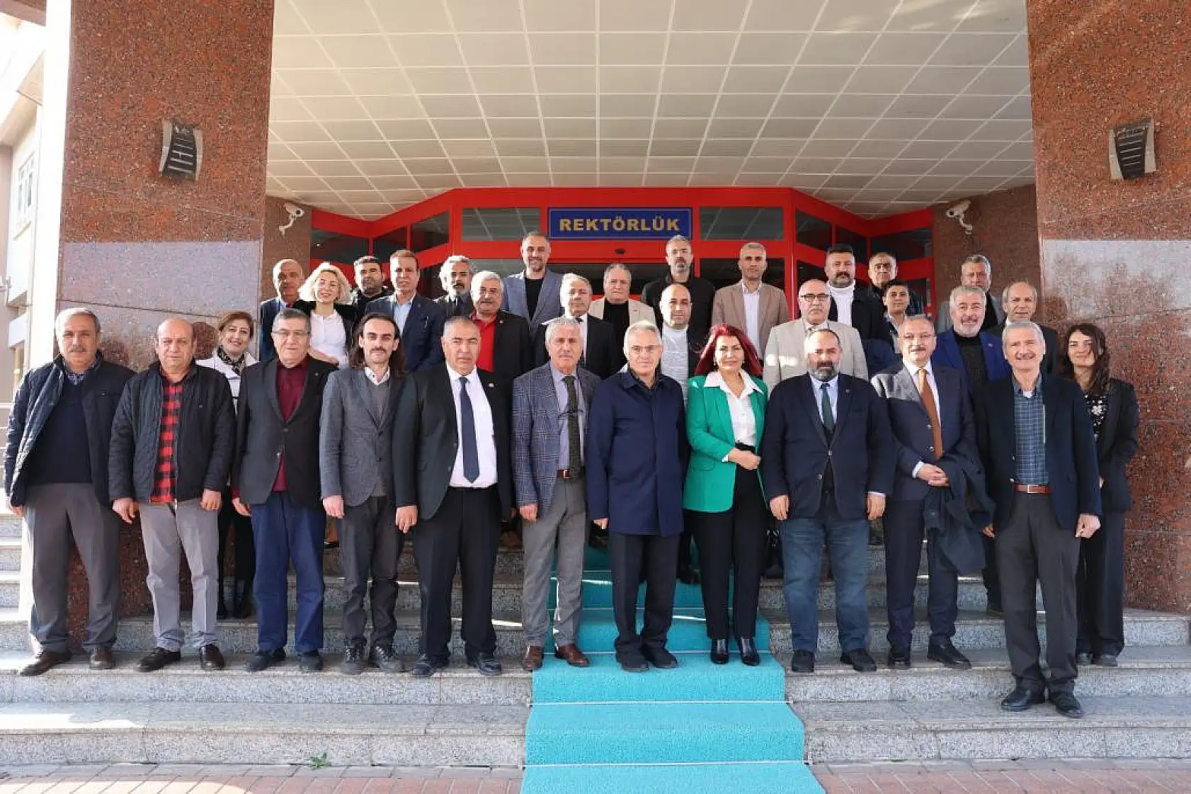 Gazetecilik kutsal bir meslek