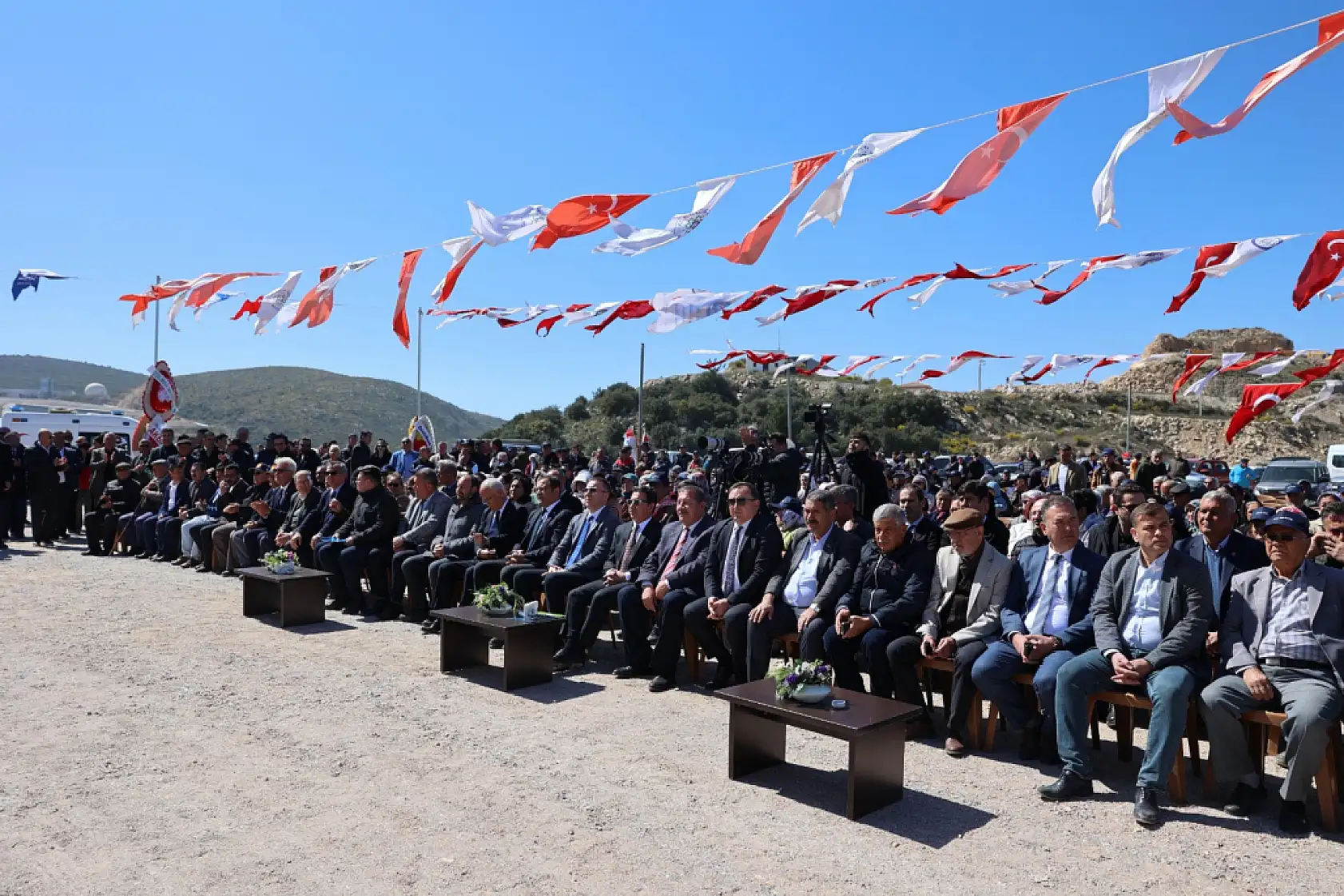 Büyükşehir Belediyesi'nden Hayvancılığa Büyük Destek: Flake Yem Üretim Tesisi'nin Temeli Atıldı