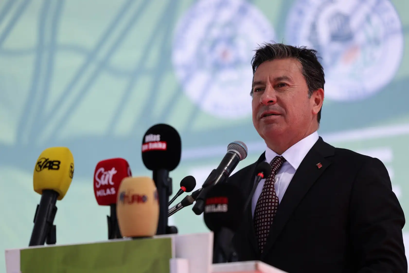 Büyükşehir Belediyesi'nden Hayvancılığa Büyük Destek: Flake Yem Üretim Tesisi'nin Temeli Atıldı