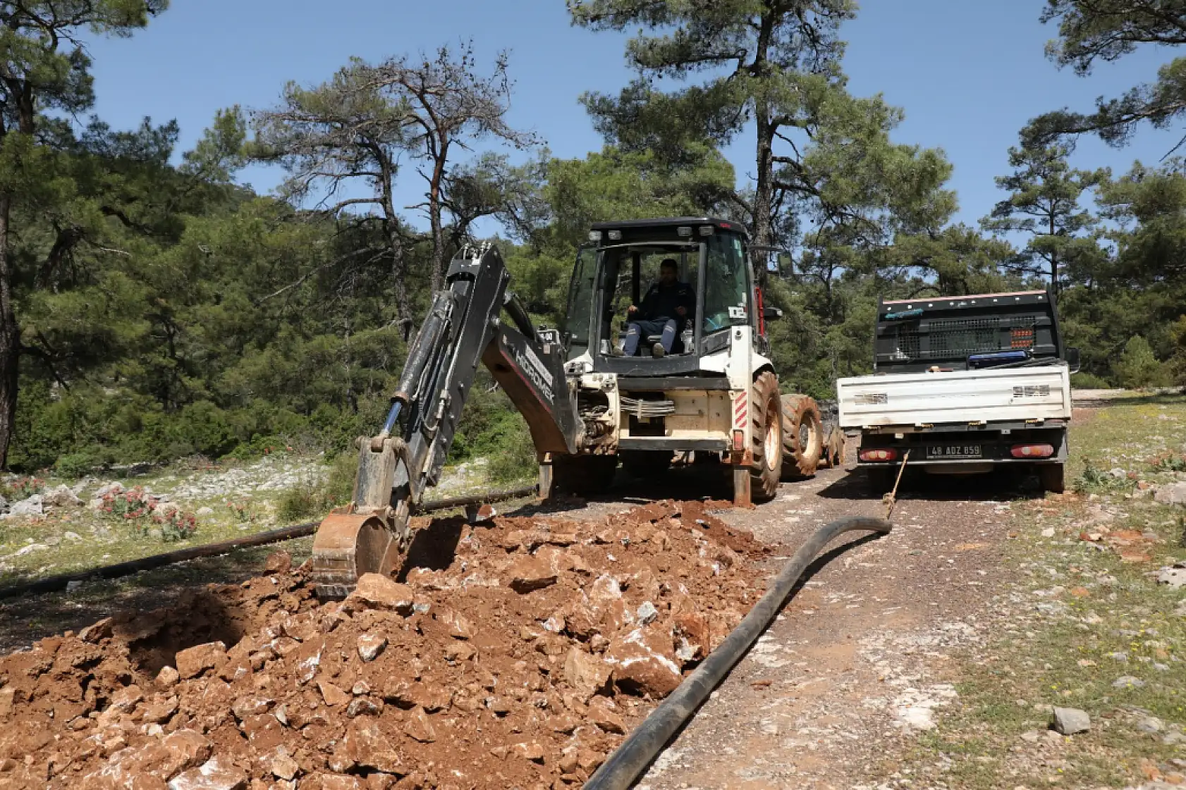 Menteşe'de 1800 Metrelik Su Hattı Yenileniyor