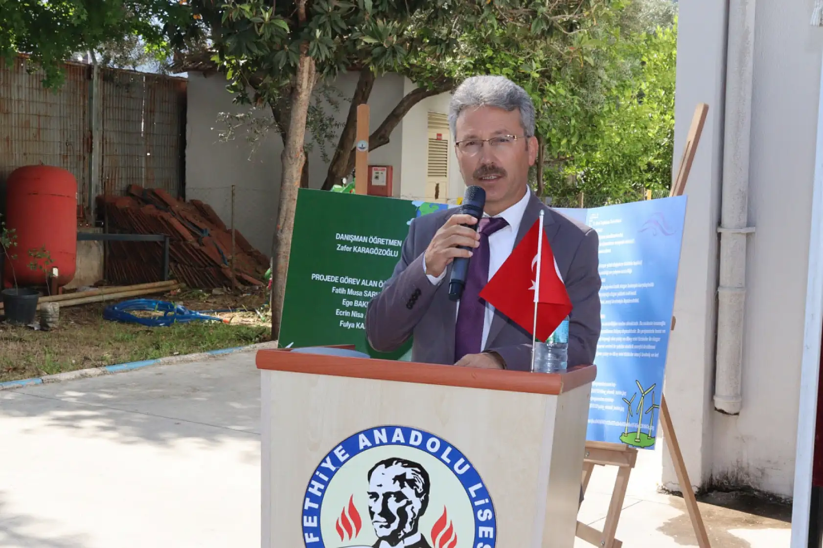 Fethiye Anadolu Lisesi Öğrencileri Projelerini Bilim Fuarında Sergiledi
