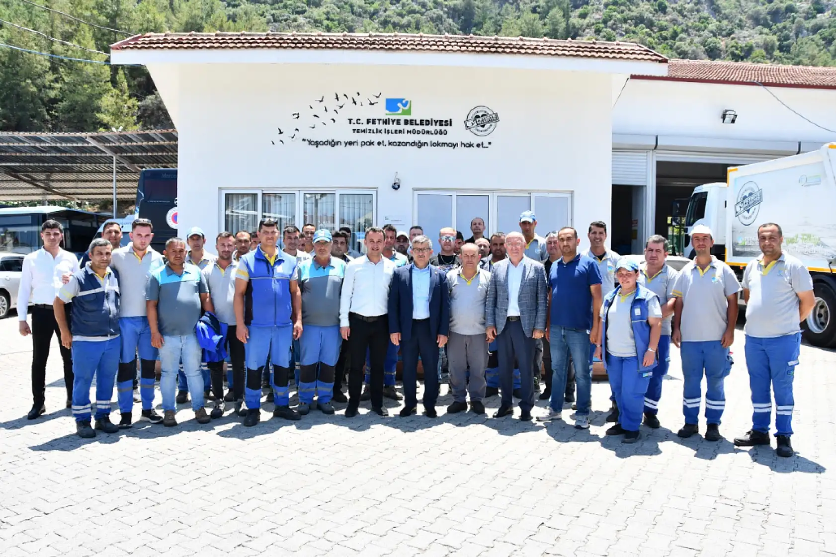 Fethiye Belediye Başkan Yardımcıları Personelle Bayramlaştı