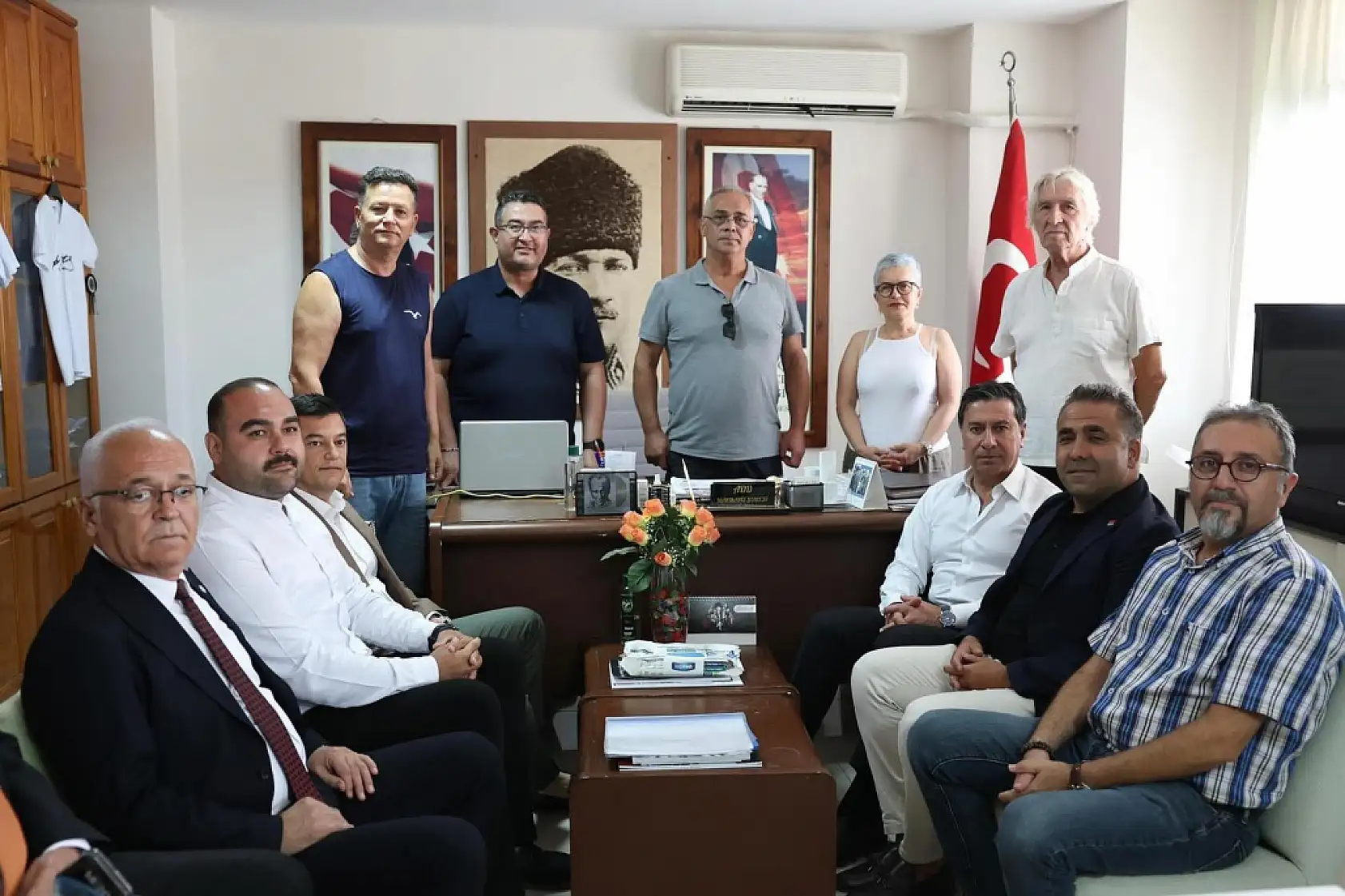 Başkan Aras'tan Marmaris'te Hizmet ve Dayanışma Vurgusu