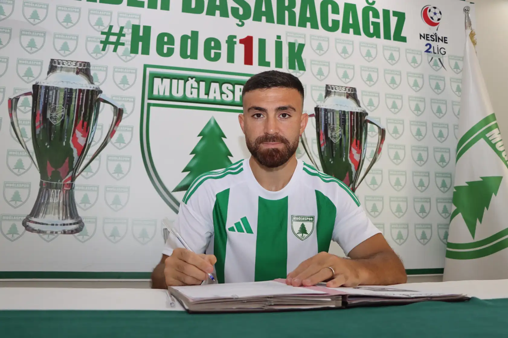 Muğlaspor, Orta Sahasını Abdurrahman Canlı ile Güçlendirdi