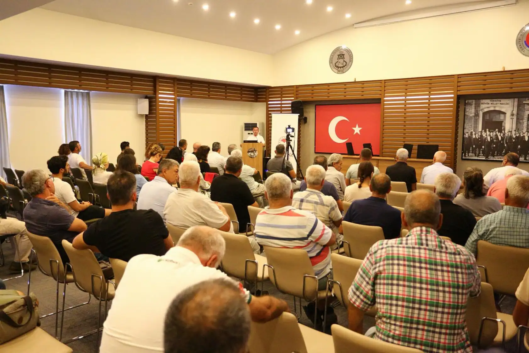Muğla'da Narenciye Üreticilerine Tuzak Desteği