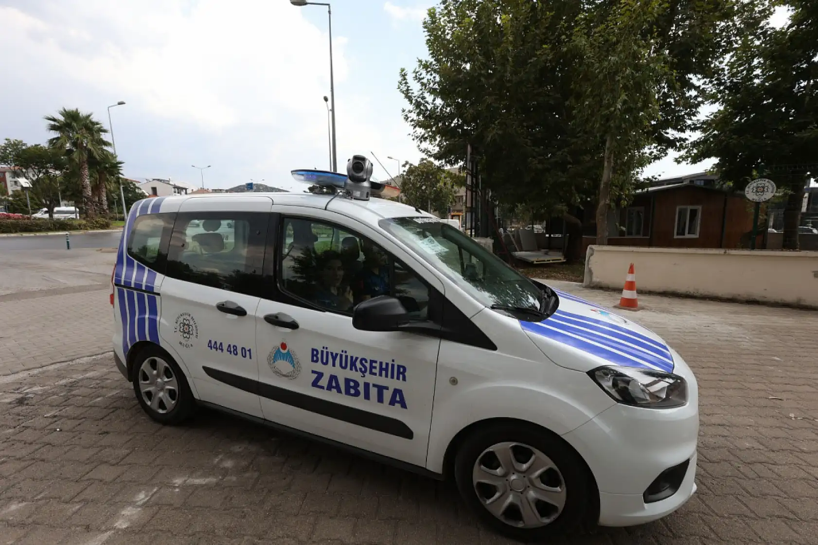 Muğla'da Zabıta Denetimlerinde Yeni Dönem: Mobil Araç Kameralı Sistem Kullanımda