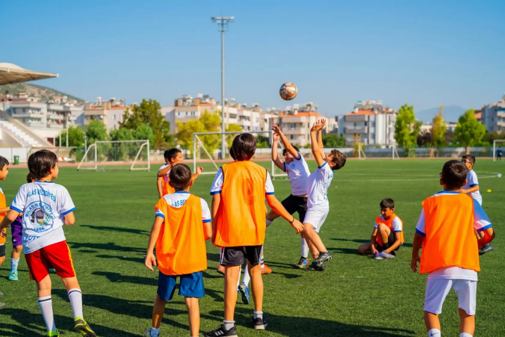 Milas Belediyesi Yaz Tatilinde Çocukları Sporla Buluşturuyor