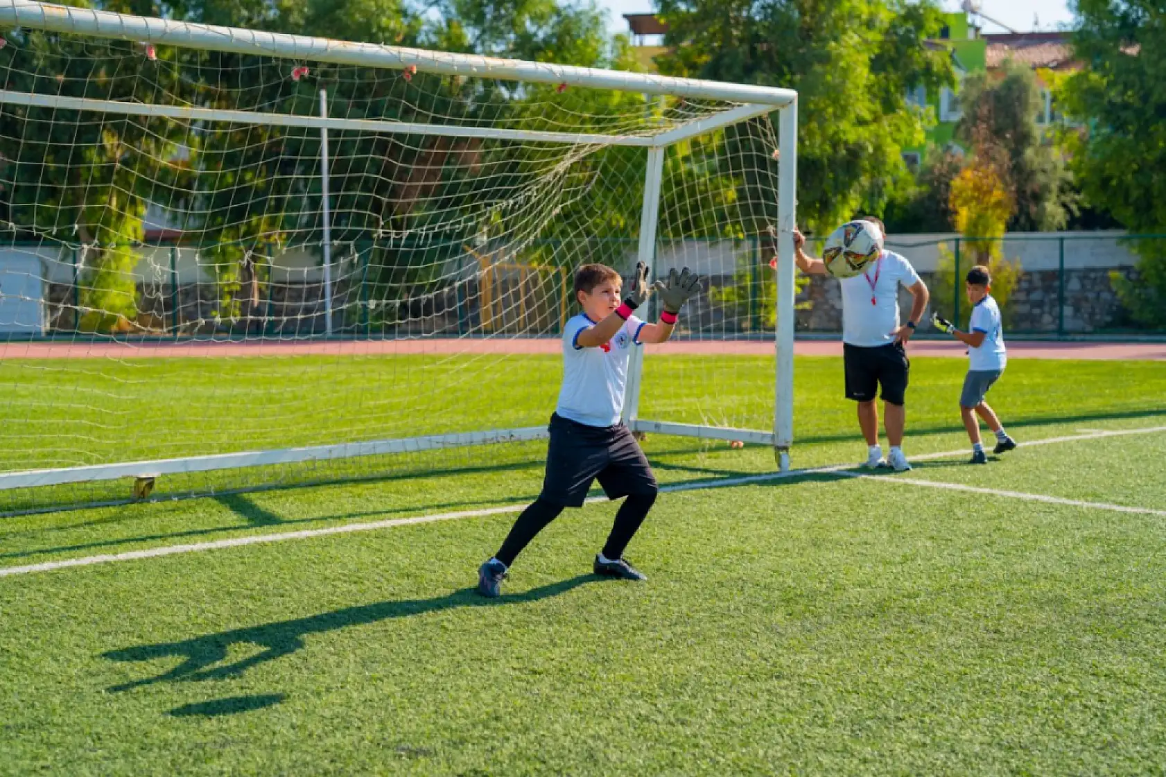 Milas Belediyesi Yaz Tatilinde Çocukları Sporla Buluşturuyor