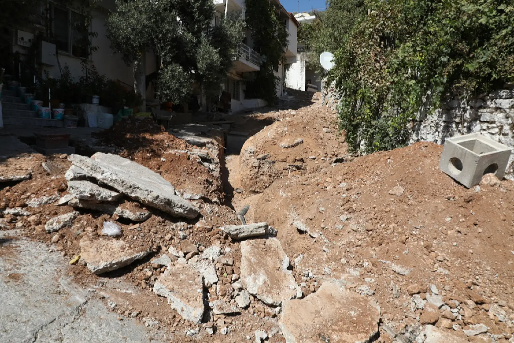 Menteşe'de Karamehmet Mahallesi'nde altyapı sorunu çözülüyor