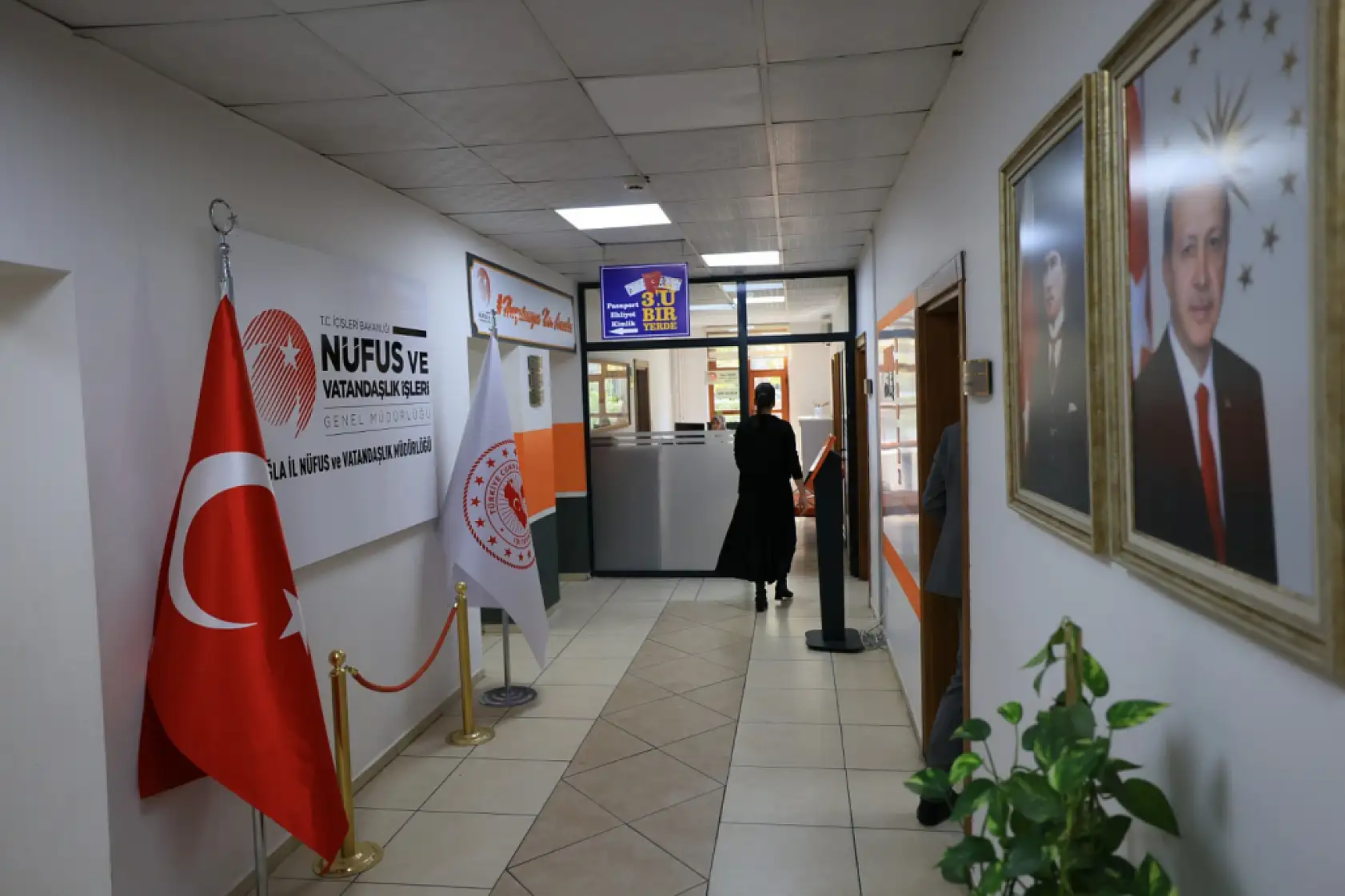 Vali Akbıyık'tan sürücülere uyarı: Eski tip ehliyetlerin değişimi için son 15 Gün