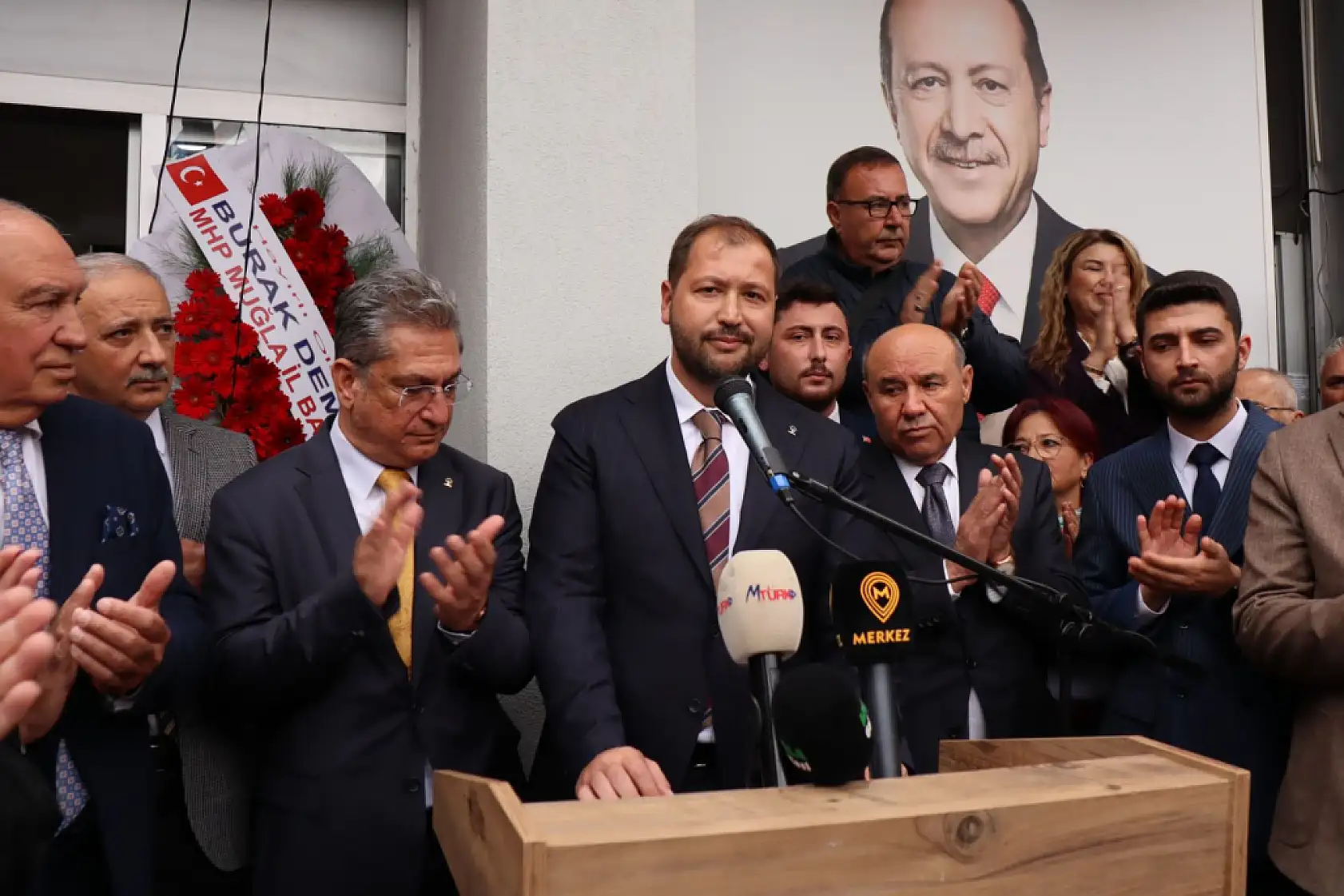 AK Parti Muğla İl Başkanlığı'nda Devir Teslim Töreni: Cengizhan Güngör Görevi Devraldı