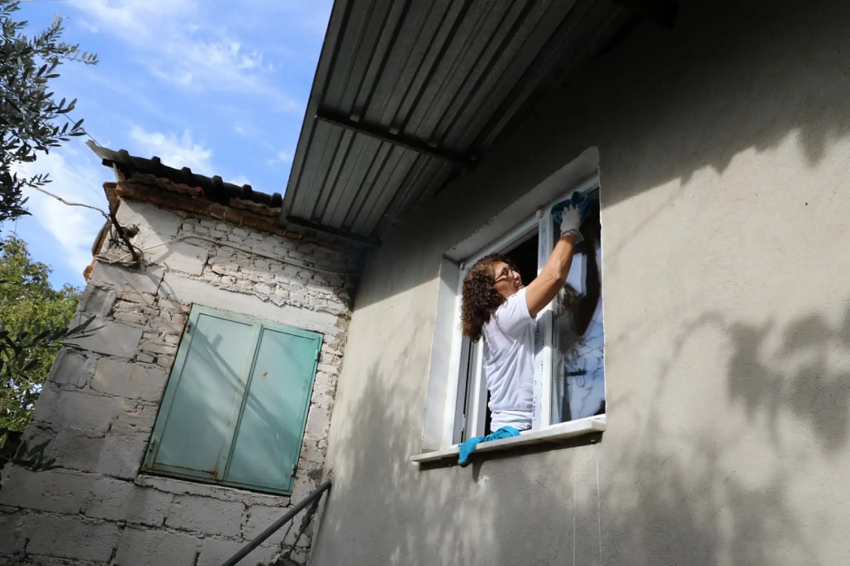 Muğla Büyükşehir Behiye Teyze ve Kızı Fatma İçin Tüm İmkanları Seferber Etti