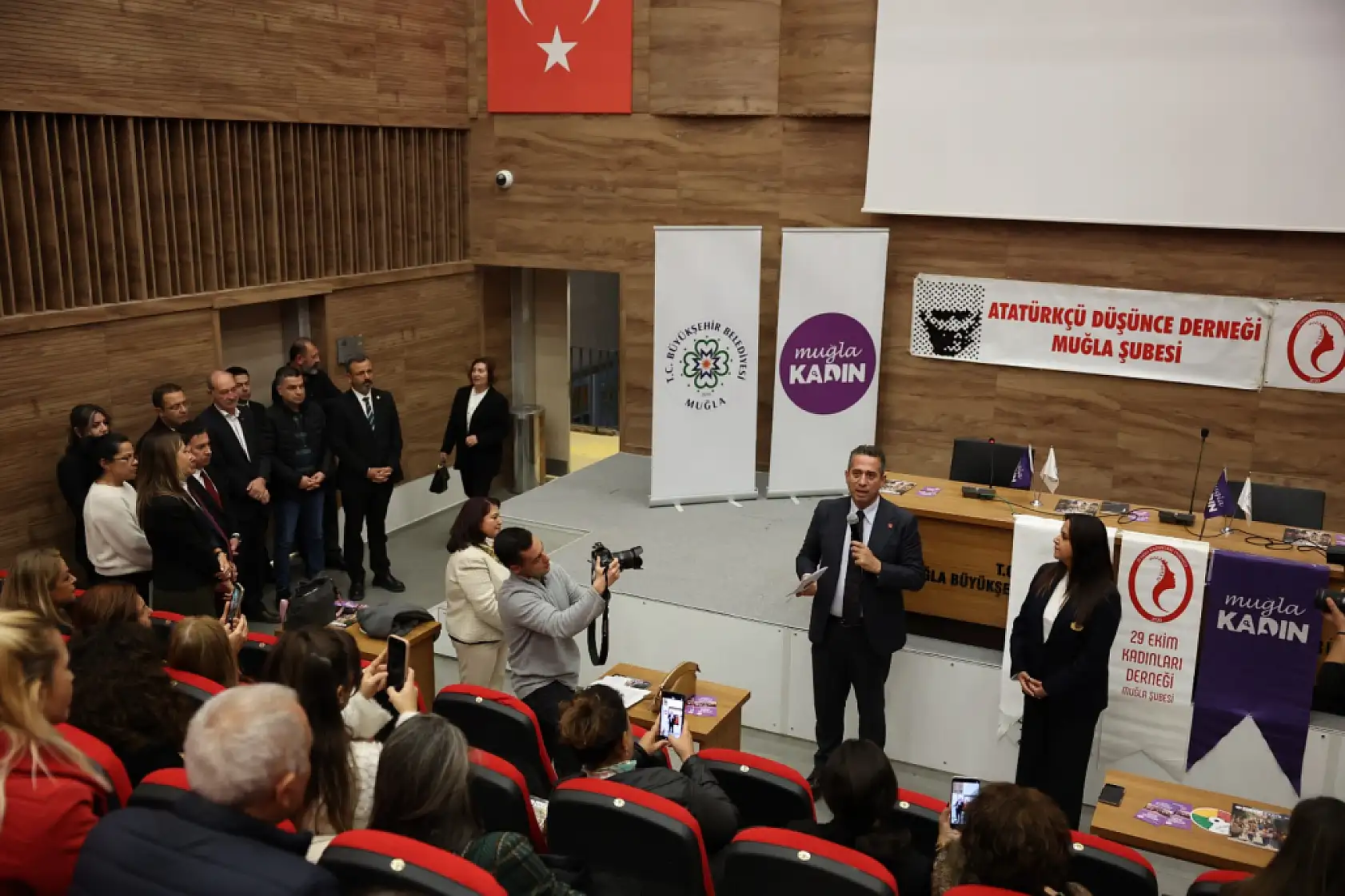 Muğla Büyükşehir'den Kadın Hakları İçin Güçlü Buluşma