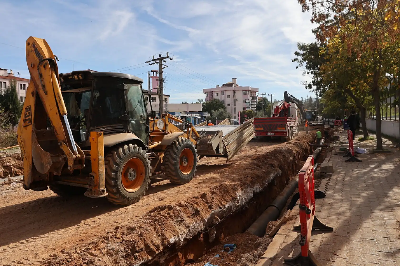 Dev Yatırımın Çalışmaları Sürüyor Kötekli ve Yeniköy Güzelleşiyor