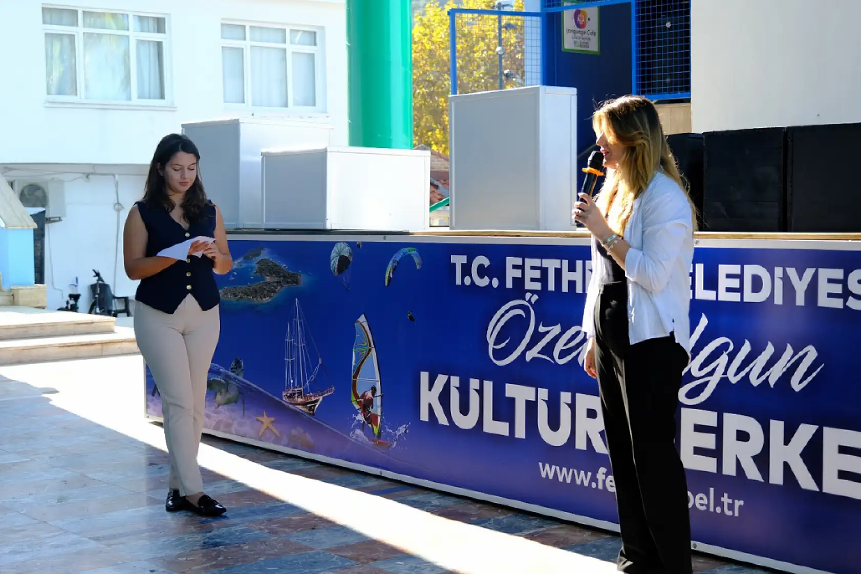 Fethiye'de kadına şiddete karşı güçlü dayanışma: Kent Konseyi'nden anlamlı etkinlik