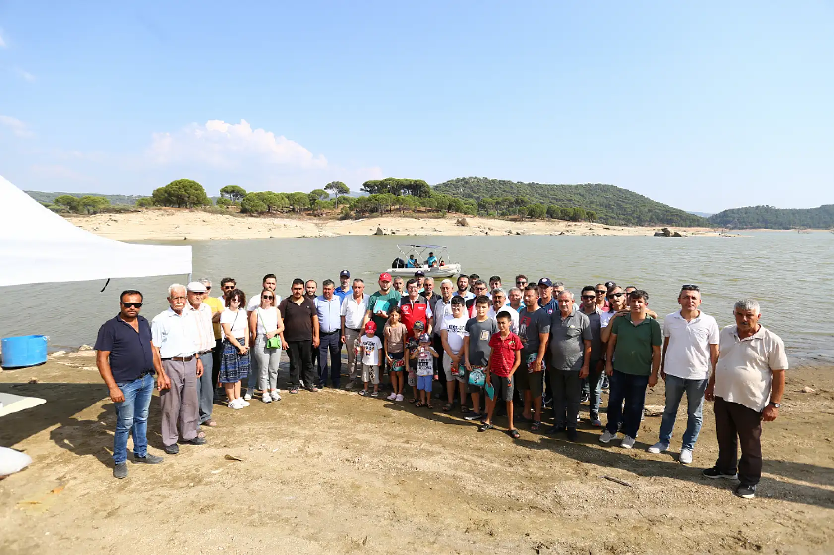 Geyik Barajı'na 100 Bin Balık Yavrusu Bırakıldı