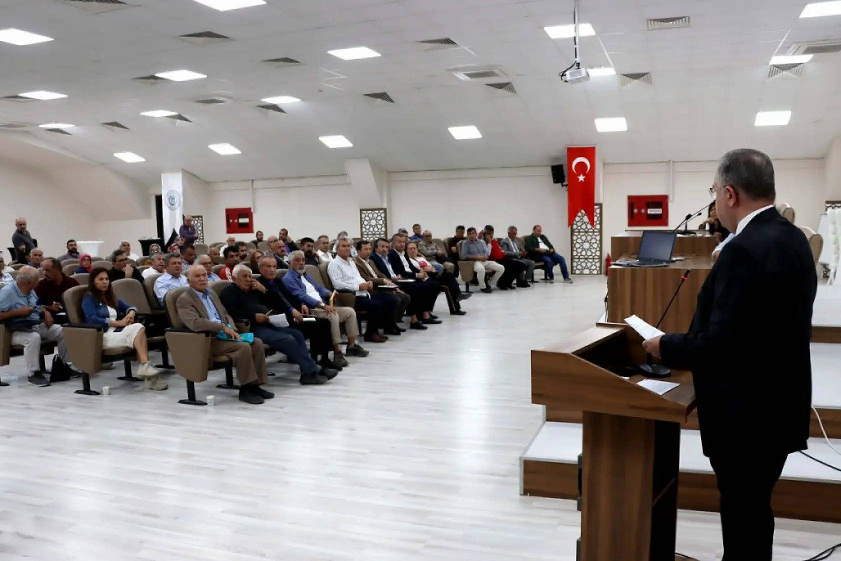 Zeytin ve Zeytinyağı Üretiminde Kalite Arttırıcı Uygulamalar Paneli yapıldı