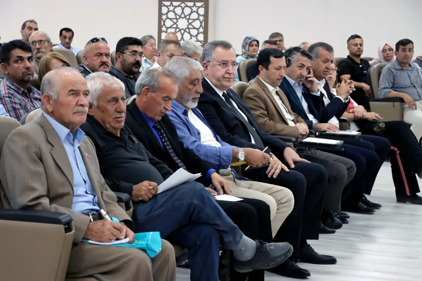 Zeytin ve Zeytinyağı Üretiminde Kalite Arttırıcı Uygulamalar Paneli yapıldı