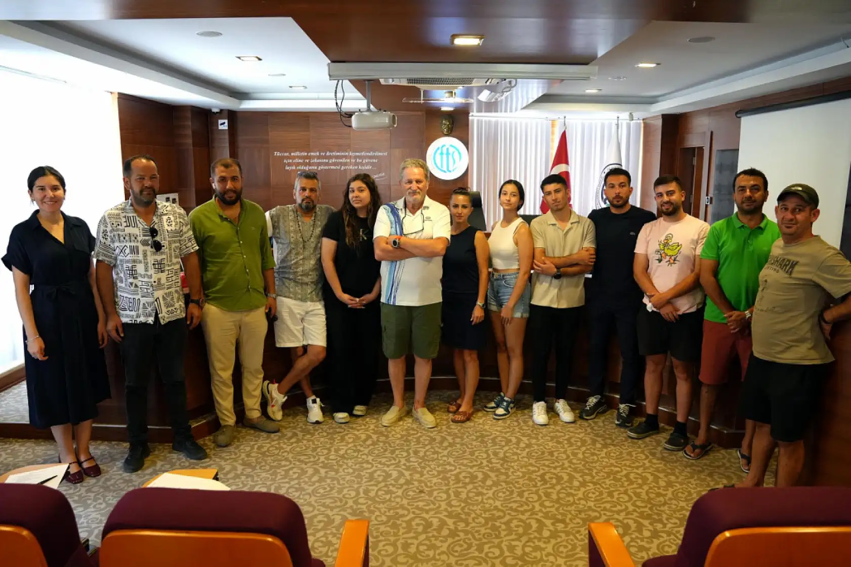 Fethiye'de 12 kişi bronz cankurtaran belgesi aldı