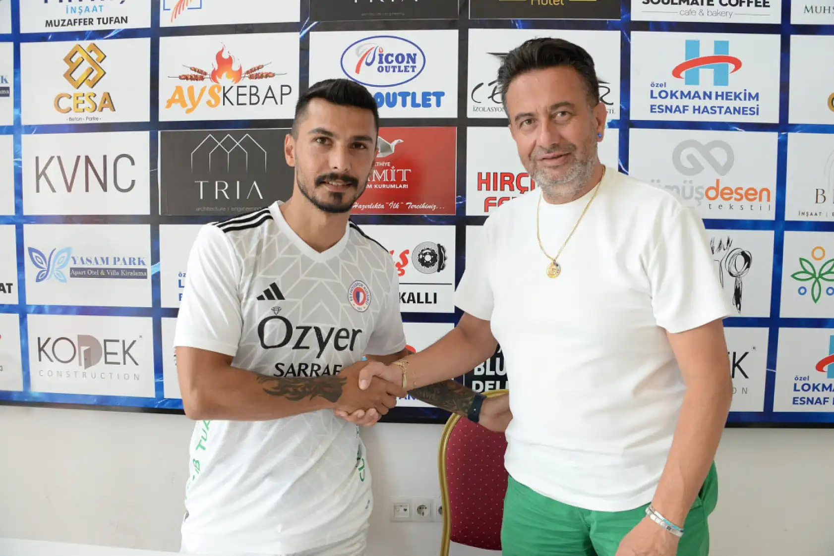 Fethiyespor, Samet Asatekin'i renklerine bağladı