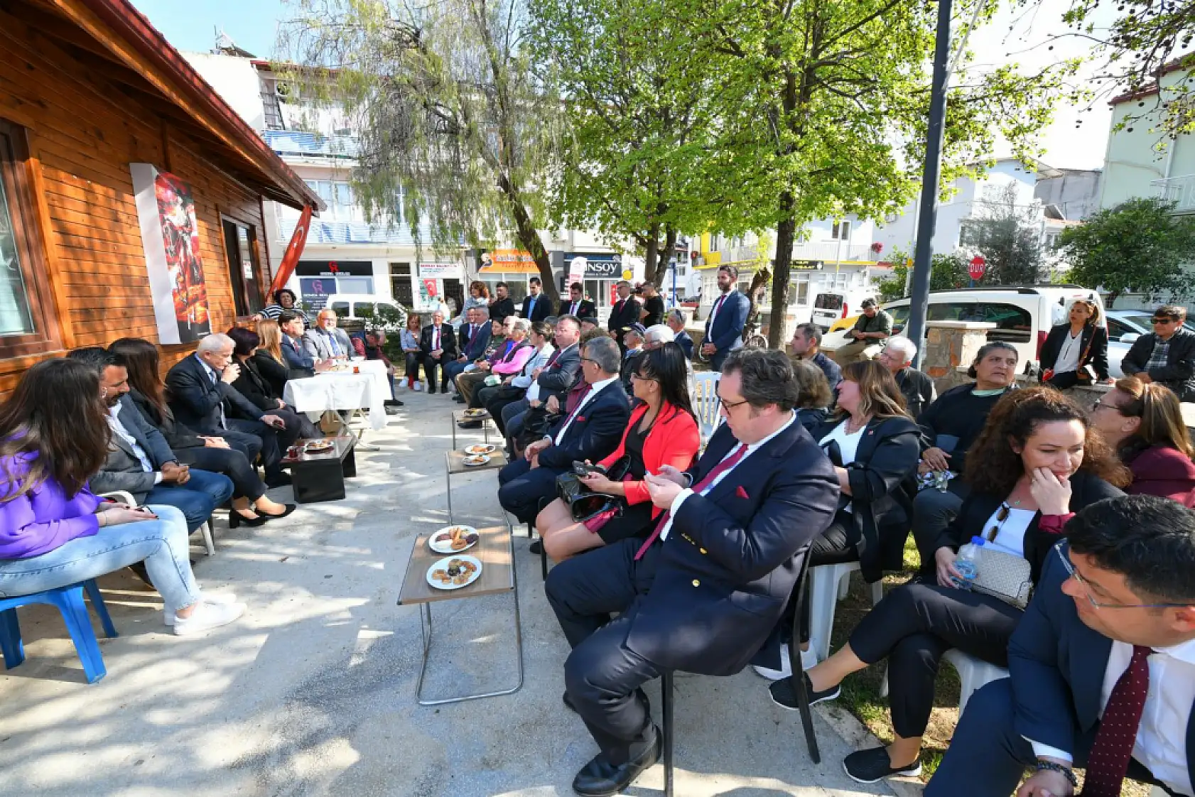 Başkan Karaca'dan Atatürkçü Düşünce Derneği Ziyaretinde Gençlere Müjdeler
