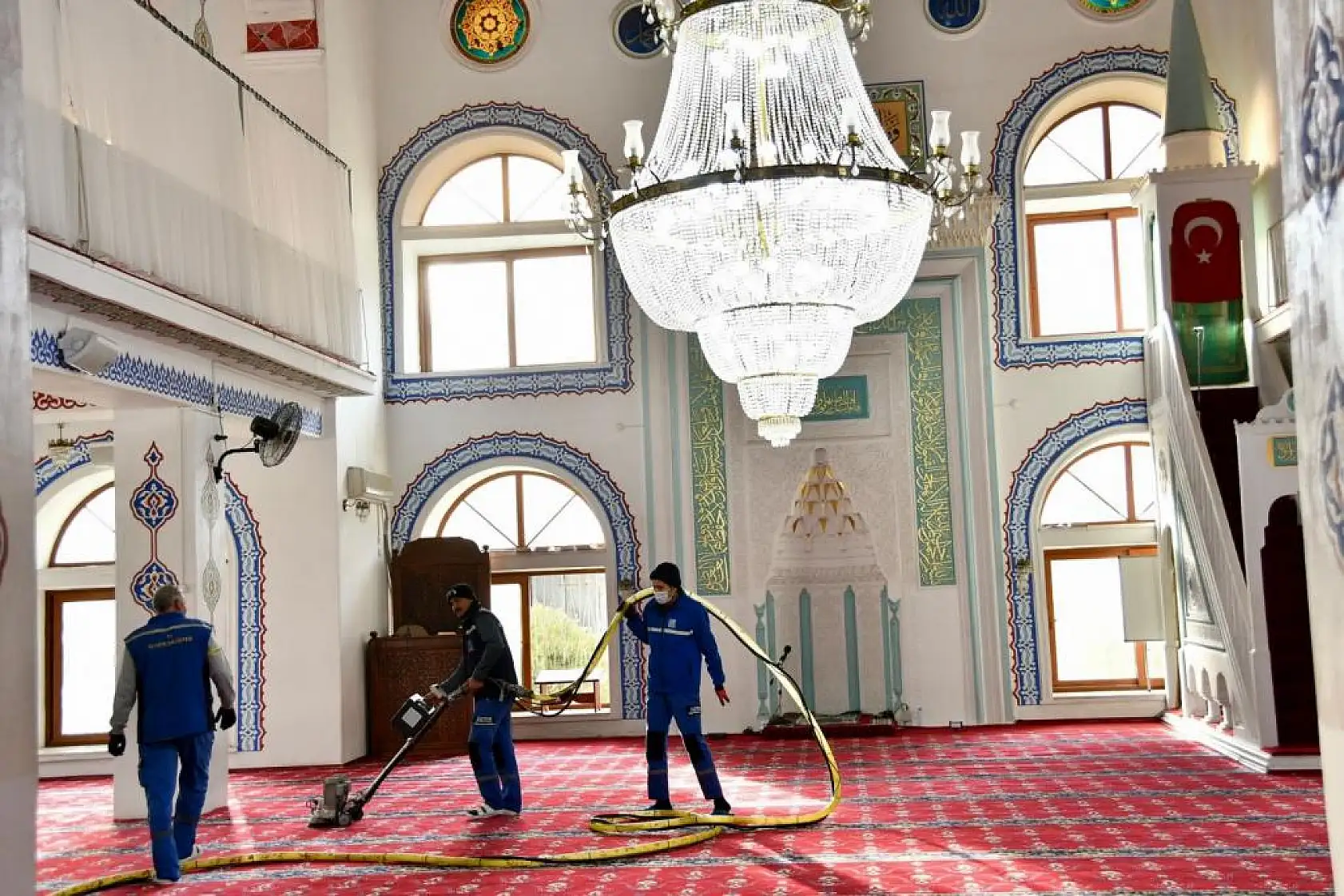 Fethiye'de Camilerde Temizliğe Başlandı