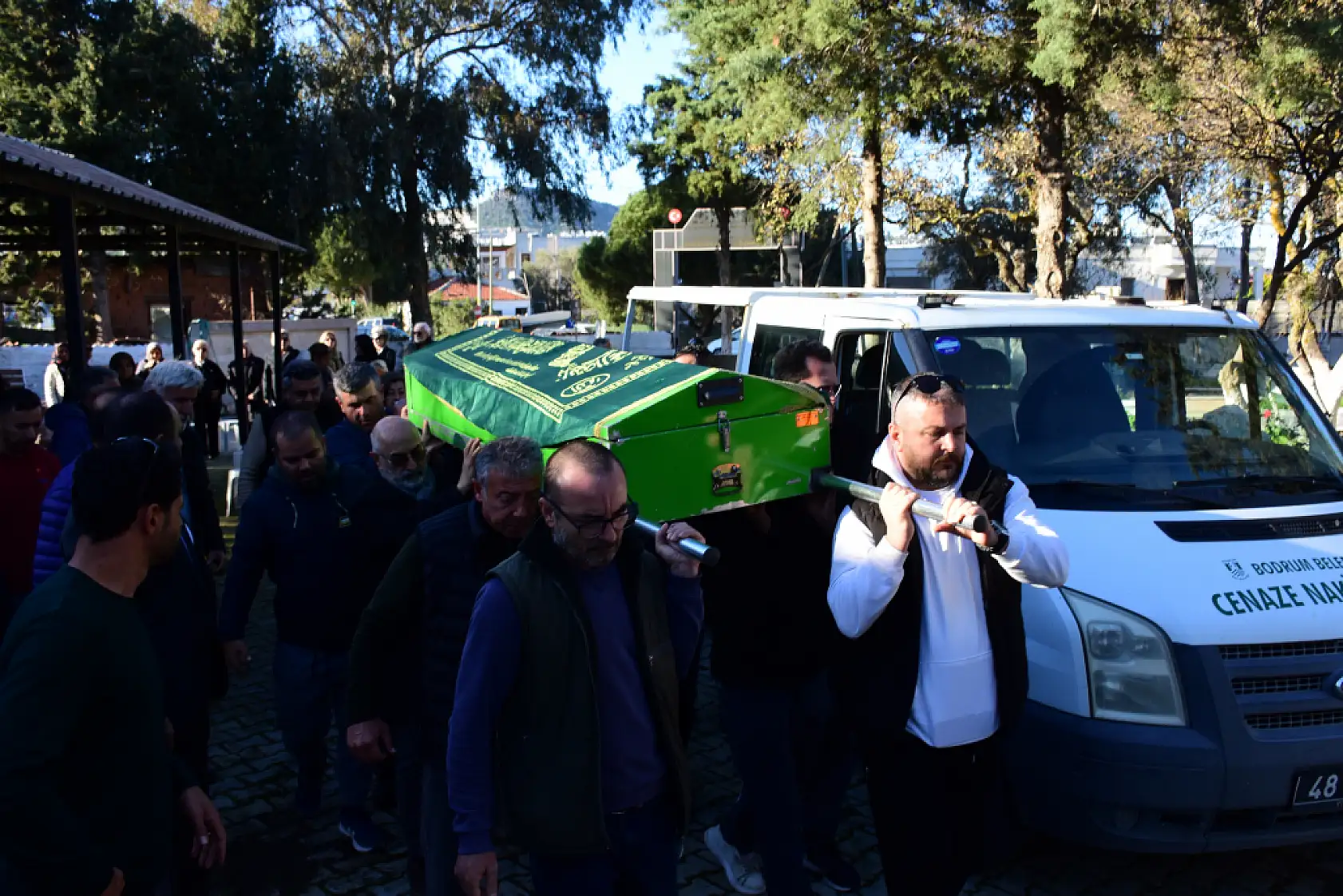 Oyuncu Sezai Altekin, Bodrum'da son yolculuğuna uğurlandı