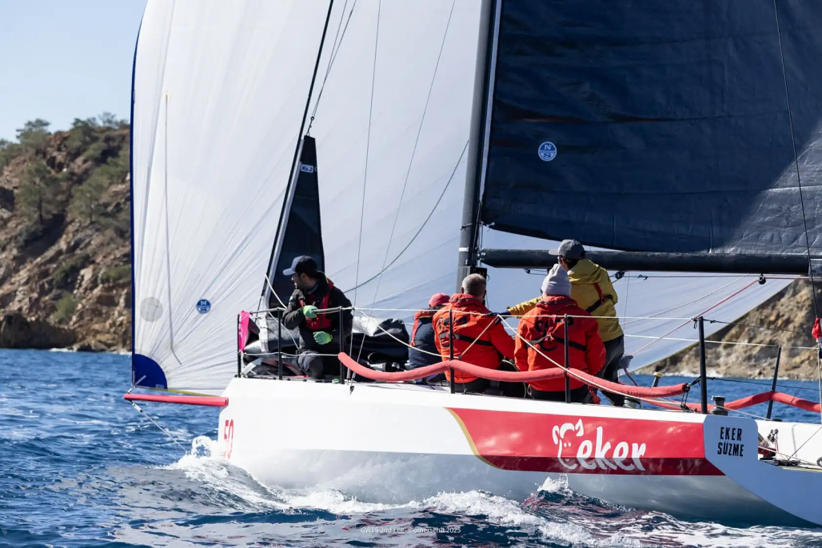 Yat yarışlarında Göcek Kış Trofesi'nin ikinci ayağı, Fethiye'de tamamlandı