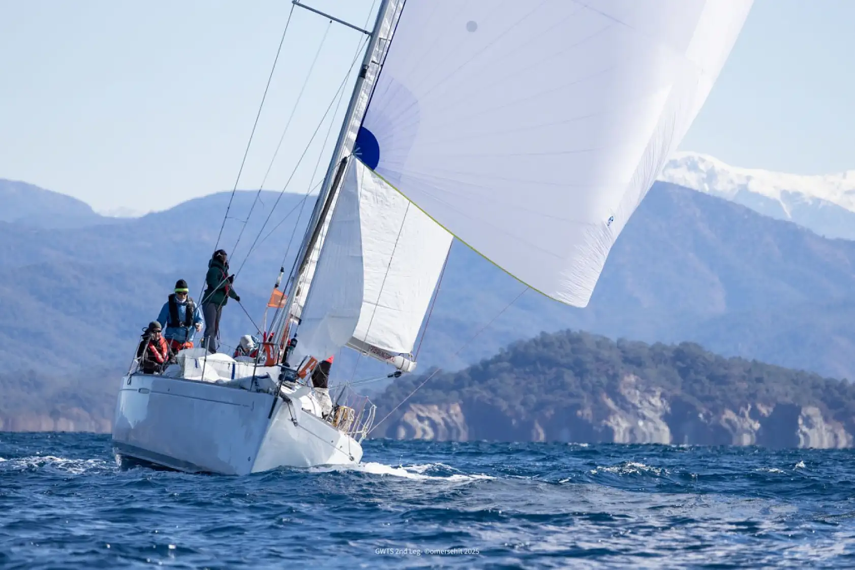 Yat yarışlarında Göcek Kış Trofesi'nin ikinci ayağı, Fethiye'de tamamlandı