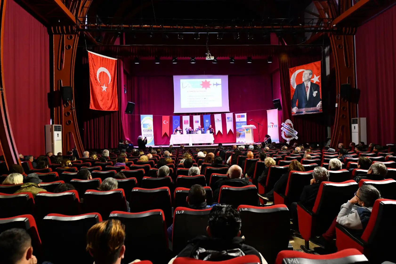 Fethiye'de 'Afetlere Karşı Güvenli Fethiye' projesinin tanıtımı yapıldı