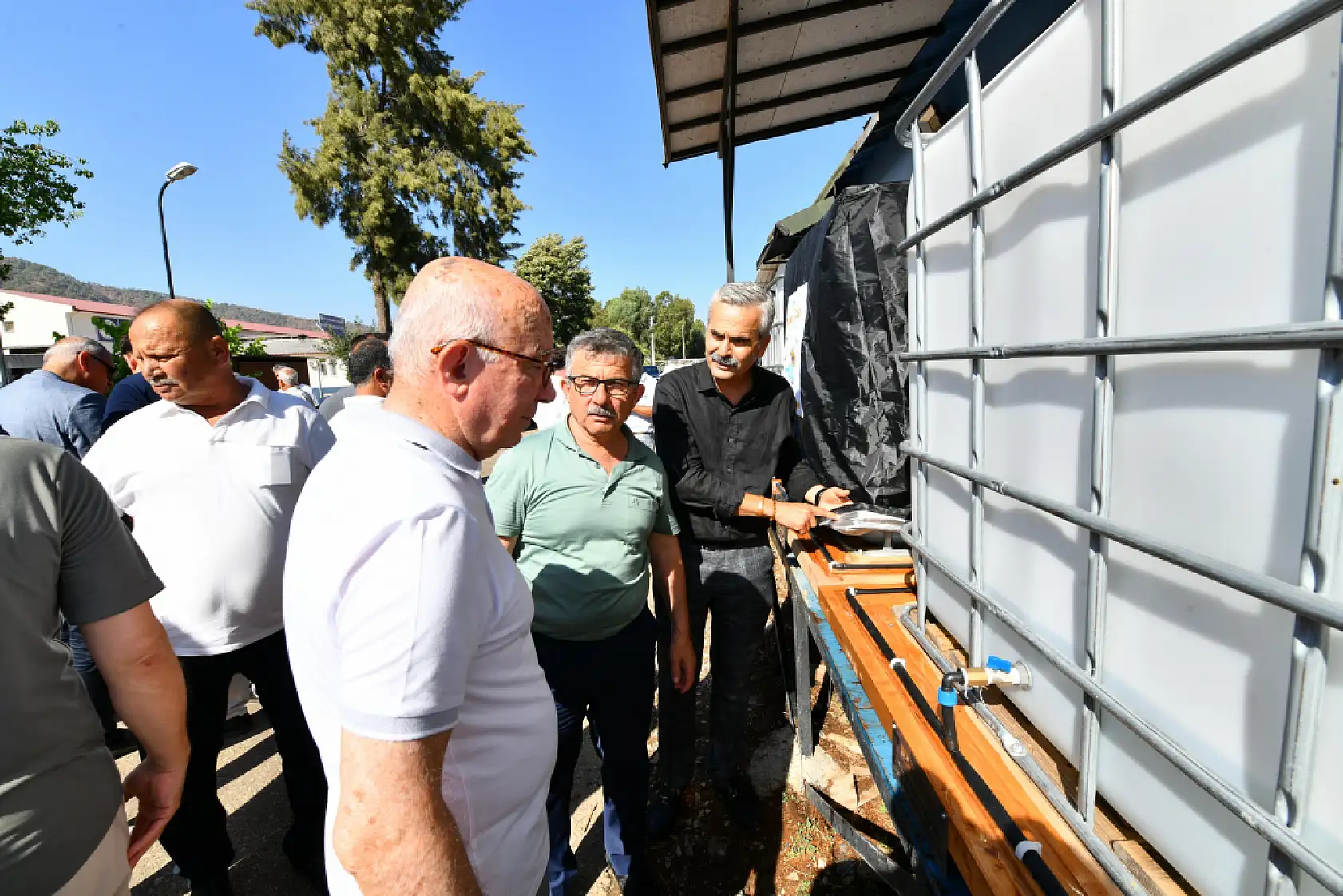 Fethiye Belediyesi'nden Türkiye'de Bir İlk: Arılar İçin İçme Suyu Noktaları Kuruldu