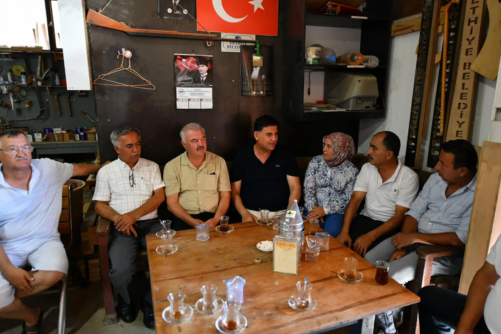 Fethiye Belediyesi'nden Türkiye'de Bir İlk: Arılar İçin İçme Suyu Noktaları Kuruldu