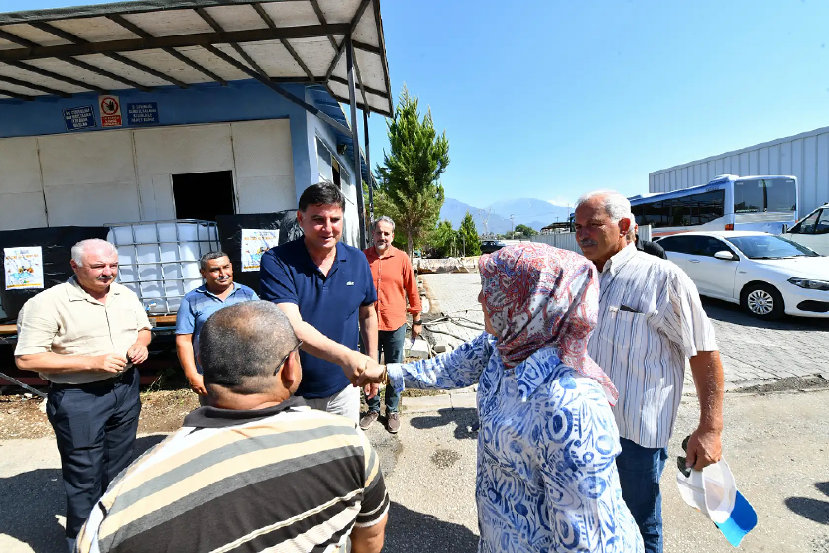 Fethiye Belediyesi'nden Türkiye'de Bir İlk: Arılar İçin İçme Suyu Noktaları Kuruldu