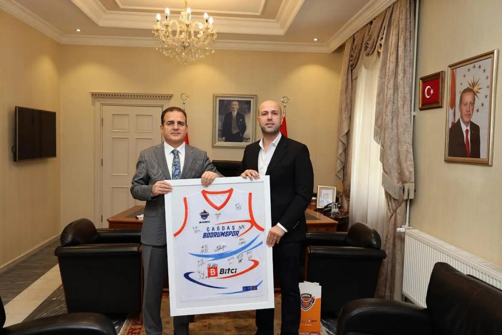 Başkan Çağlar'dan Vali Akbıyık'a Ziyaret