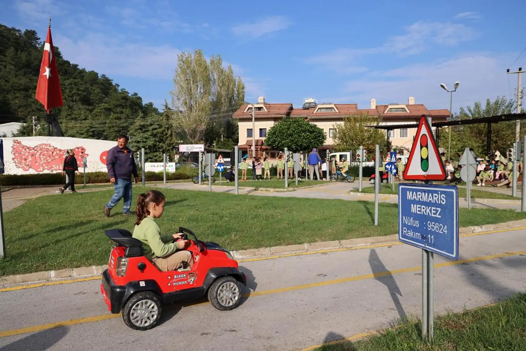 Öğrenciler önce öğrendi, sonra uyguladı