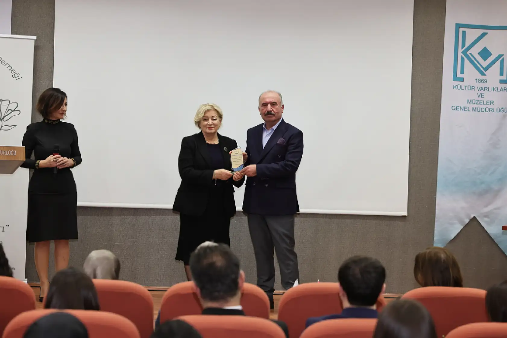 3 bin 500 yıllık Hitit keteni, kadınlar tarafından tekstil endüstrisine kazandırılıyor
