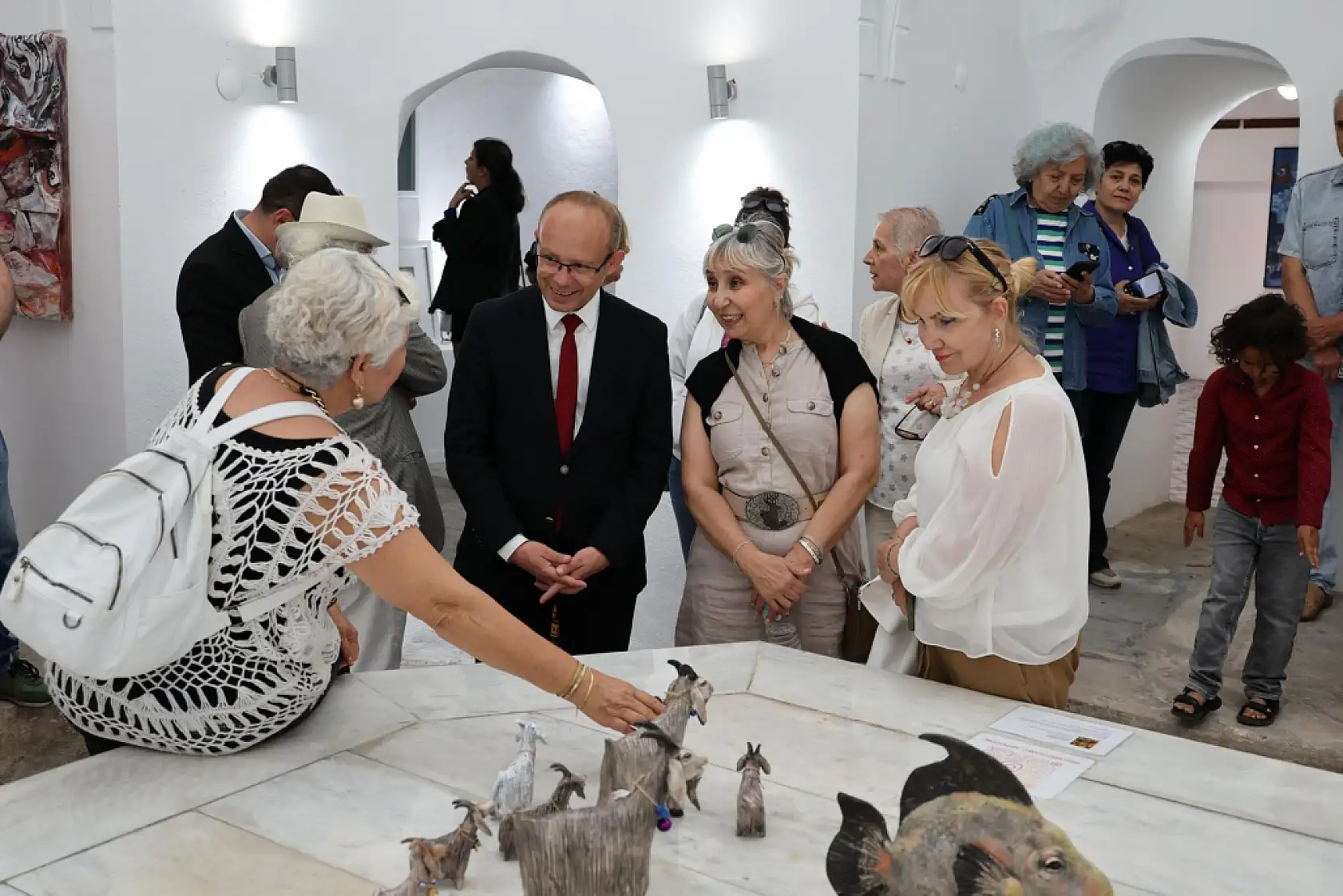 Sanat kardeşliği sergisi Menteşe'de açıldı