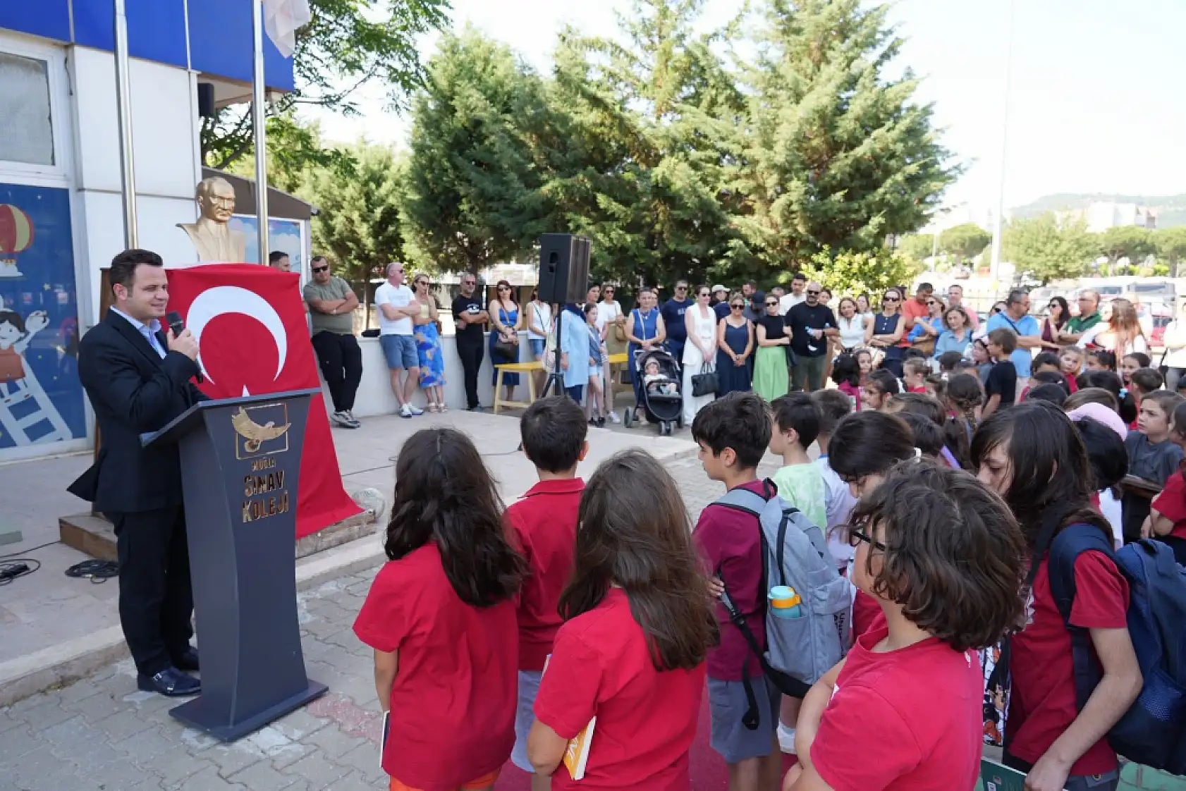 Muğla'da 'Bir Kitap Bir İnsan' projesi