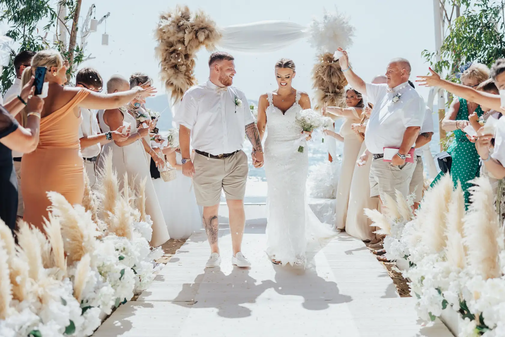 İngiliz çiftlerin gözdesi Marmaris: 'Tatil, düğün ve ömür boyu hatıralar bir arada'