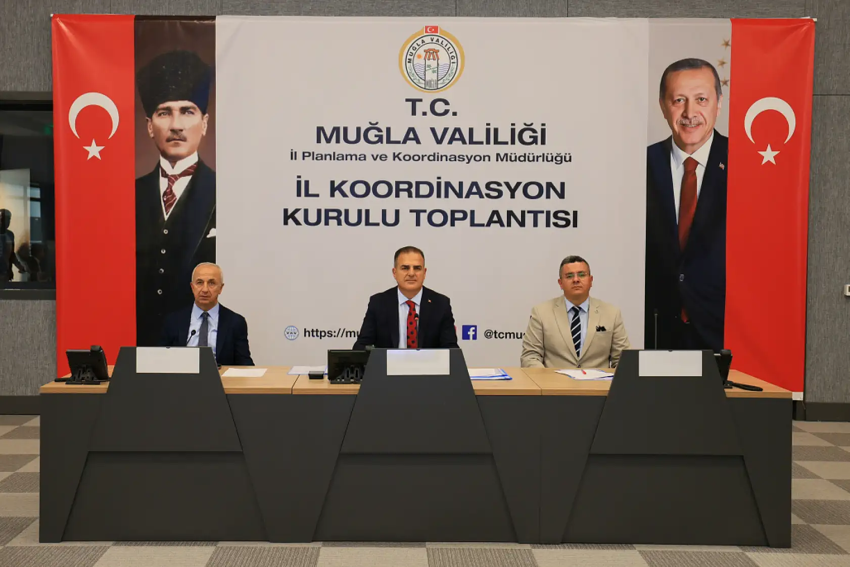 Vali Akbıyık'tan eski tip sürücü belgesi uyarısı