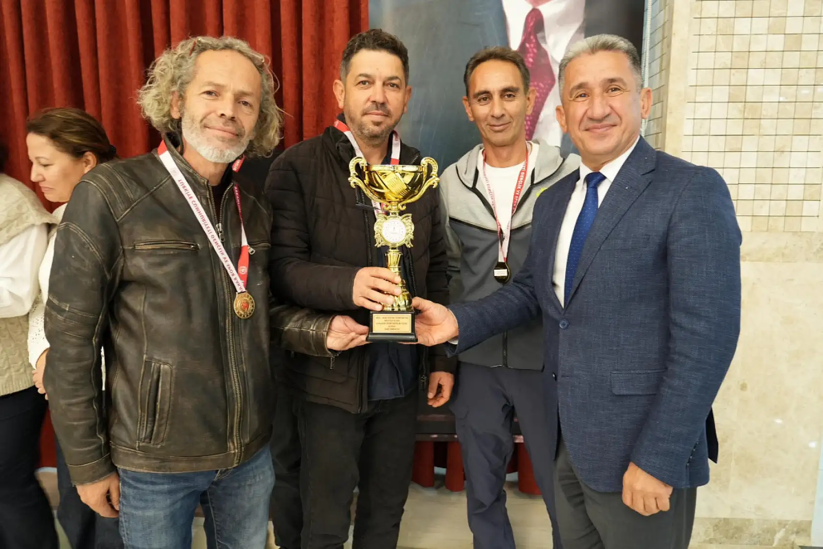 Muğla'da öğretmenler arası spor turnuvalarının ödül töreni coşkuyla gerçekleşti