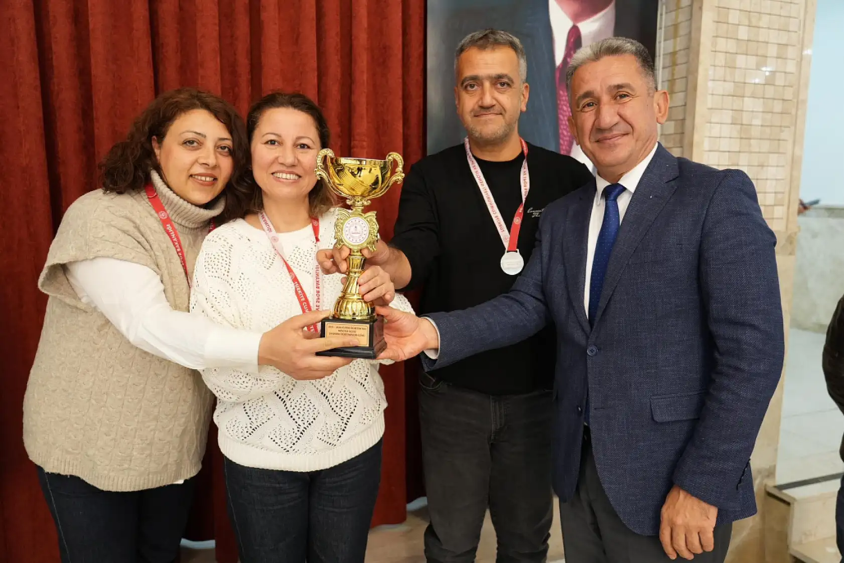 Muğla'da öğretmenler arası spor turnuvalarının ödül töreni coşkuyla gerçekleşti