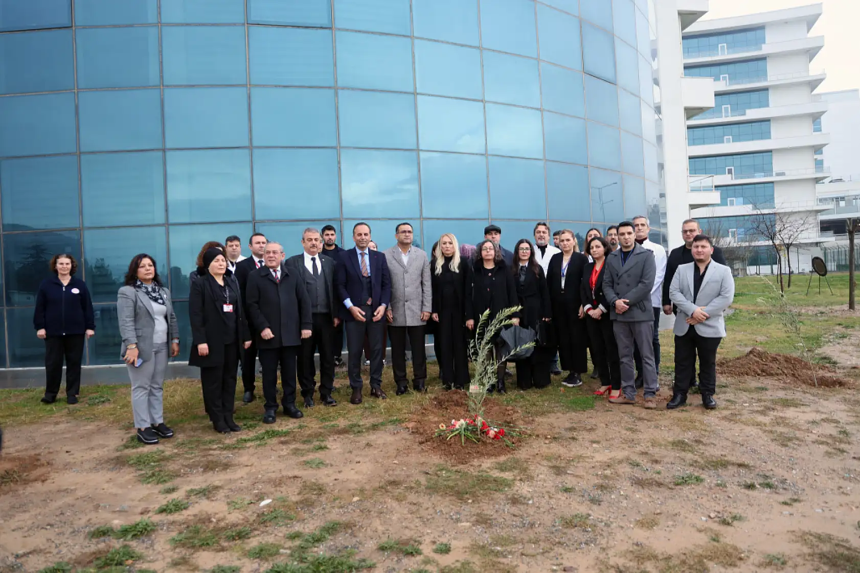 Bir yıl önce kırıma uğrayan ambulans helikopterdeki görev şehitleri Muğla'da anıldı