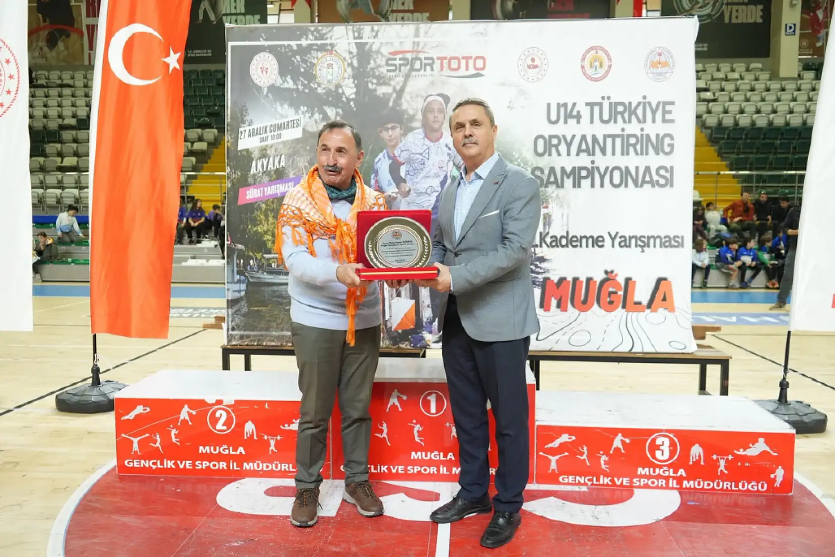 Muğla'da oryantiringde genç yıldızlar kupalarına kavuştu