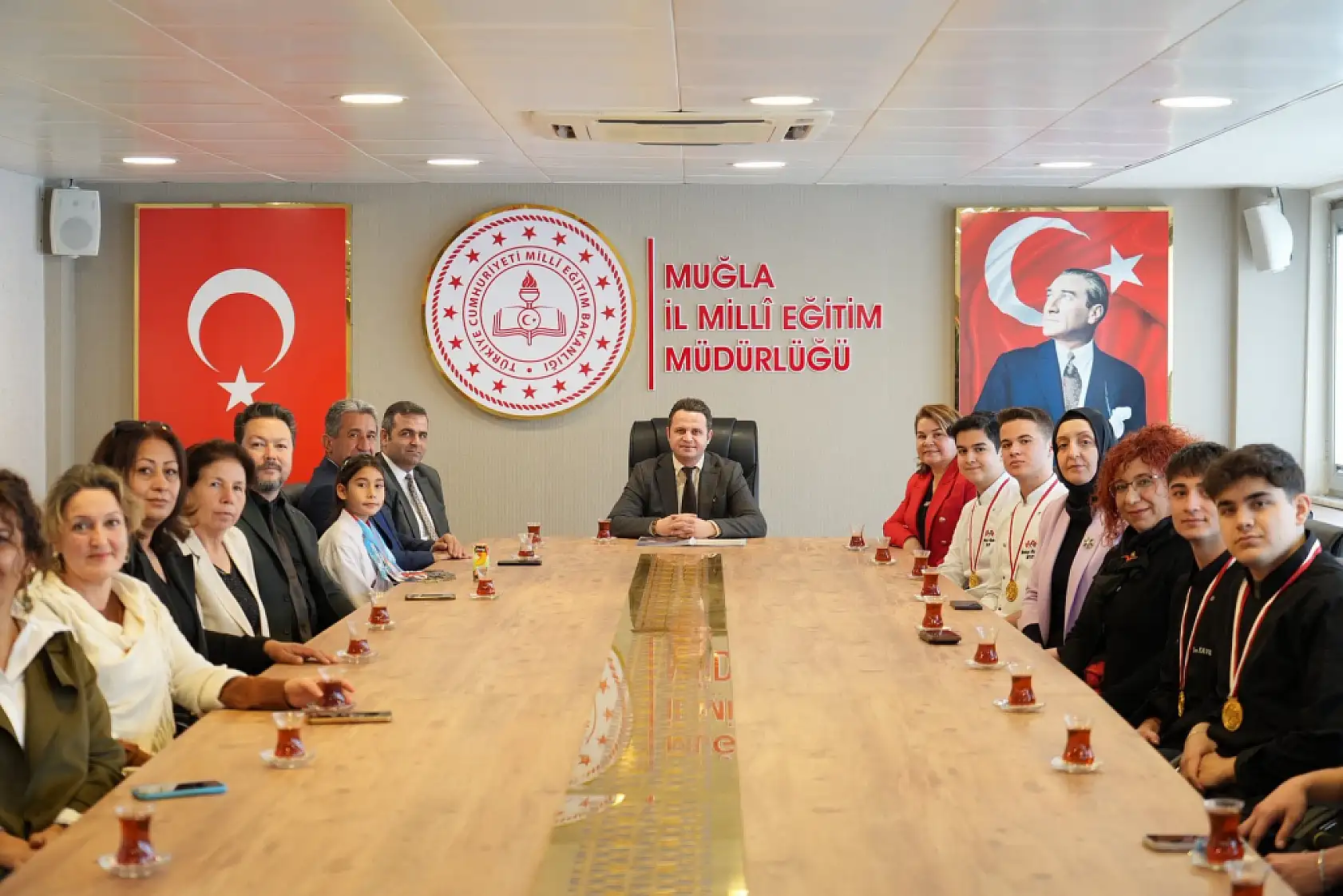 Muğla'nın altın madalyalı öğrencilerinin başarıları kutlandı