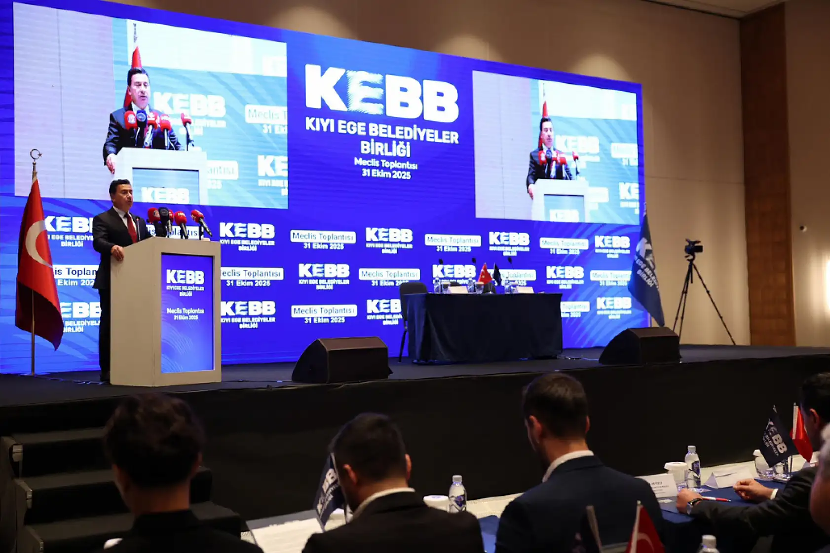 Başkan Aras: 'Bizler günü kurtaran değil, yarını kuran işler için çalışacağız'