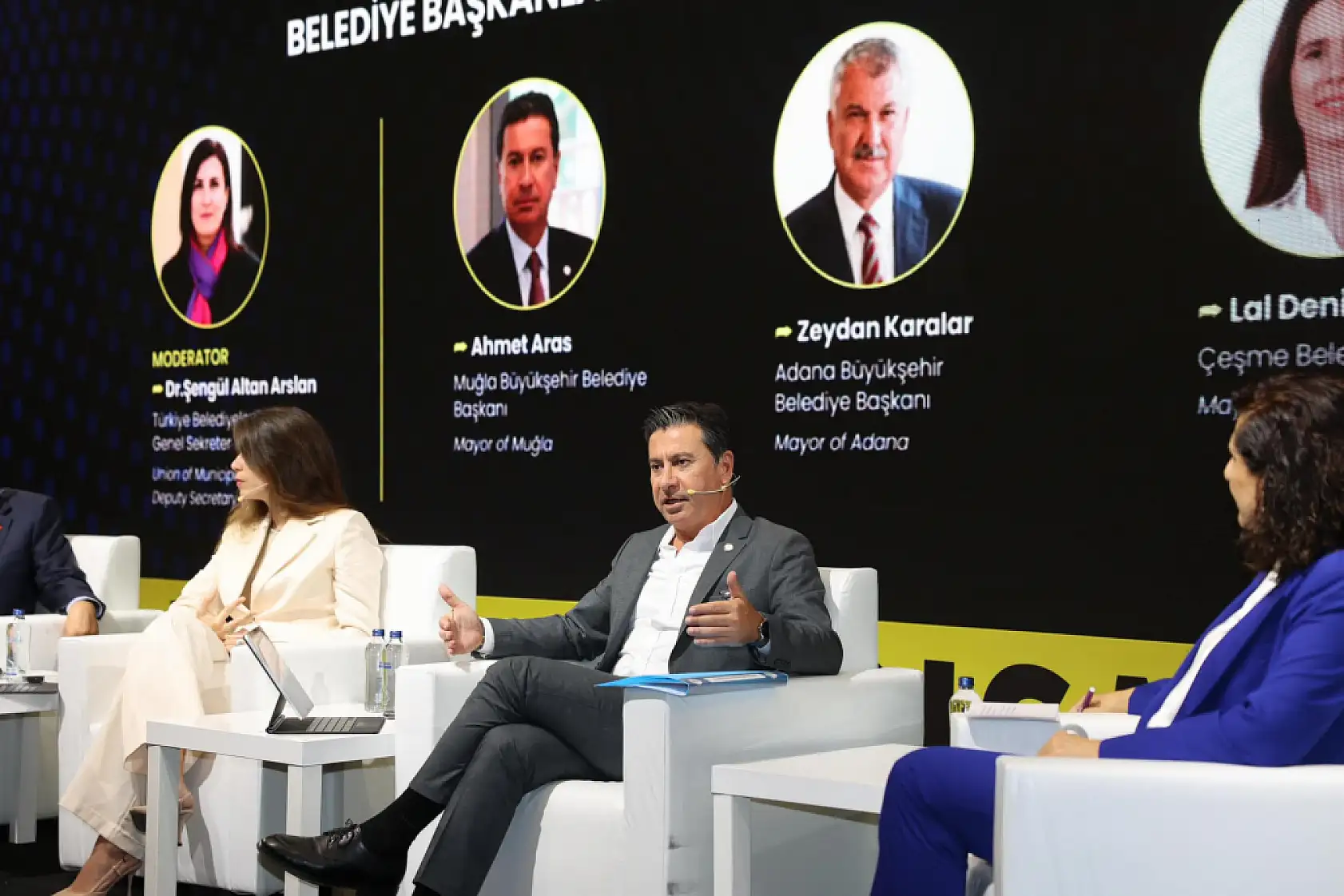 Başkan Aras İstanbul Turizm Fuarı'na Katıldı