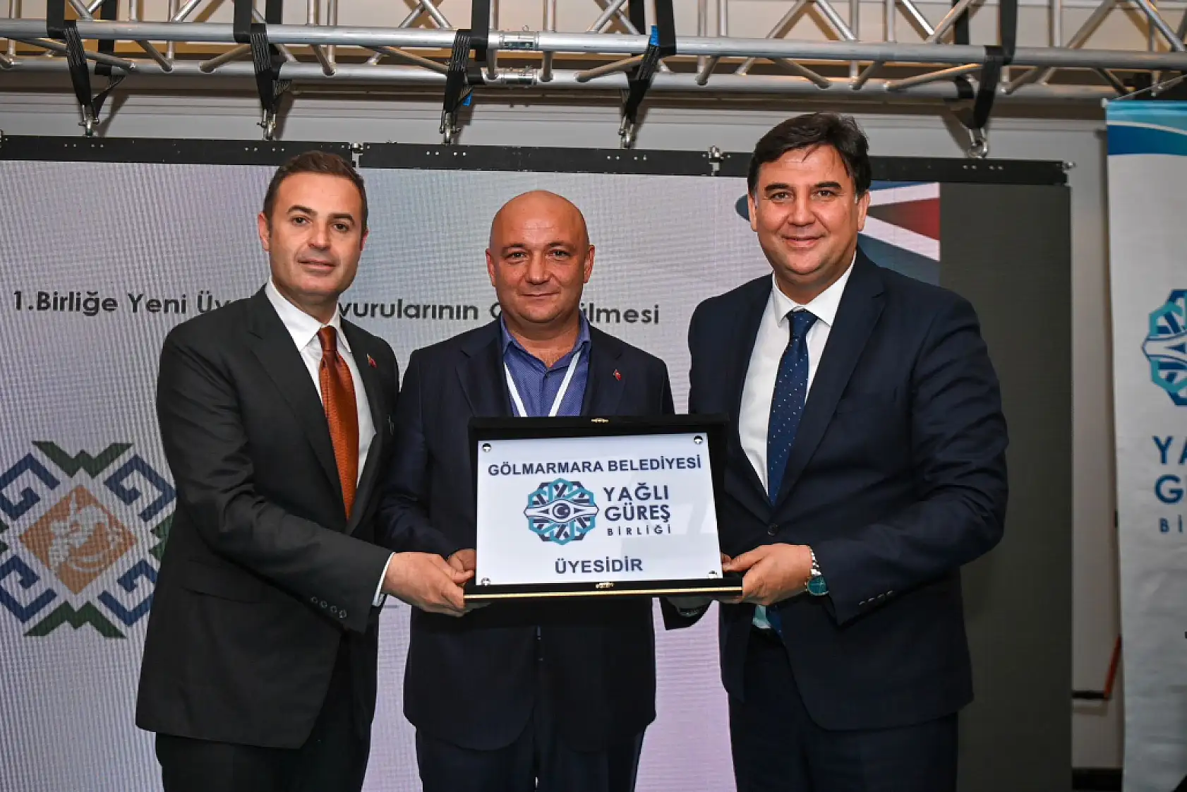 Başkan Karaca, Yağlı Güreşler Birliği Toplantısı'na katıldı